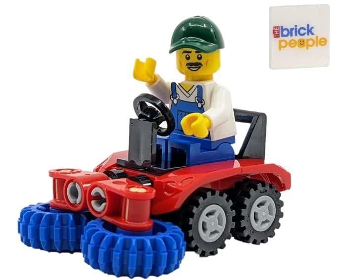 Brinquedo LEGO City Street Sweeper com motorista de mais de anos