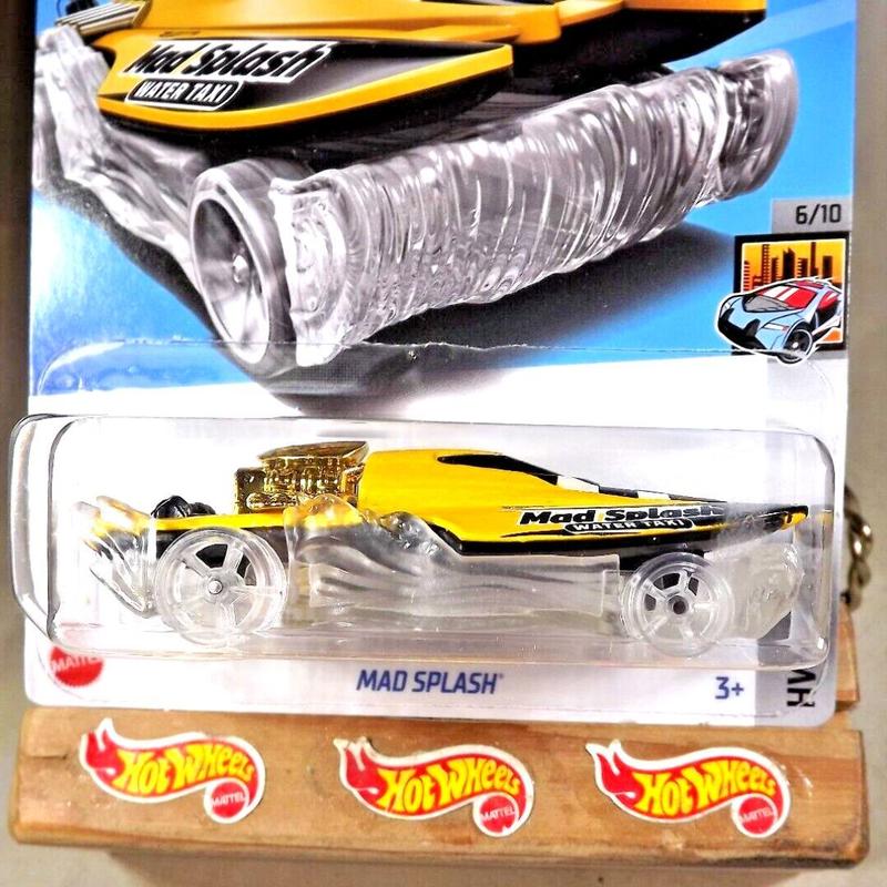 Hot Wheels Mad Splash HW Metro – 1/64 Scale Die-Cast Car, Yellow, 168/250 In Series - View #14