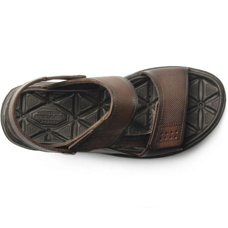 Sandália Fechada Com Regulagem Pegada Em Couro Casual Confort