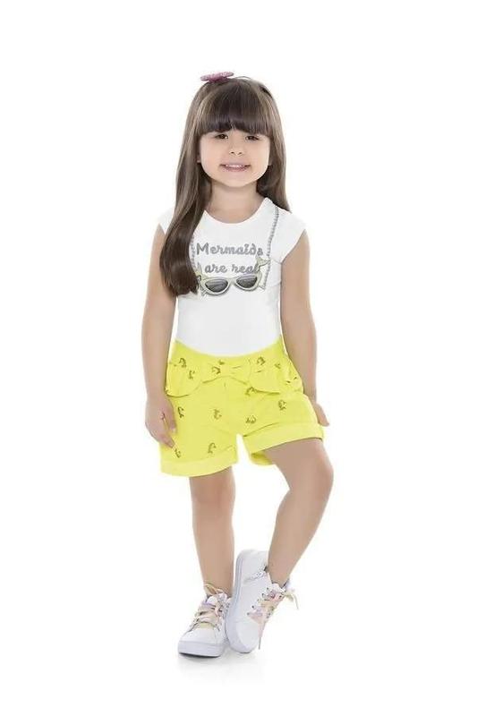 Short Com Babados Para Bebê - Conjunto Com Tiara Fofíssimo