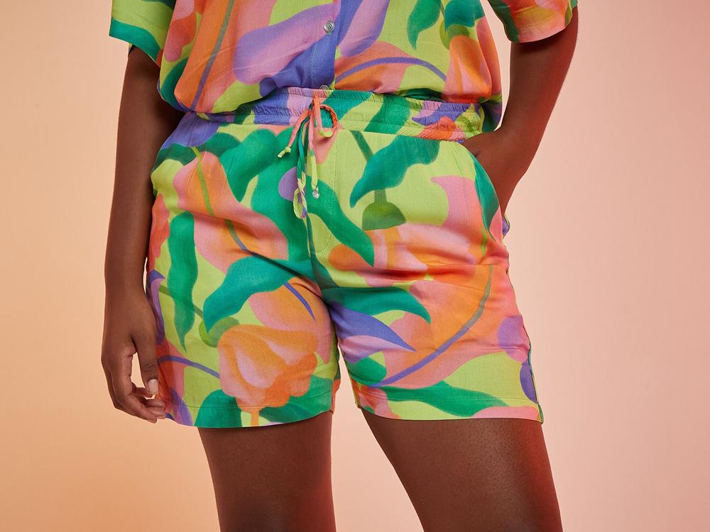Short Vista Magalu x Flora Yumi Viscose Floral Amarelo, Rosa GG