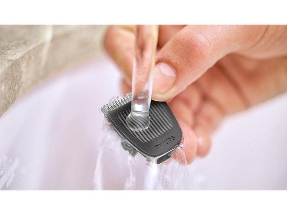 Aparador de Pelos Philips Multigroom 3000 MG3711/15 1 Velocidade com Acessório - 10