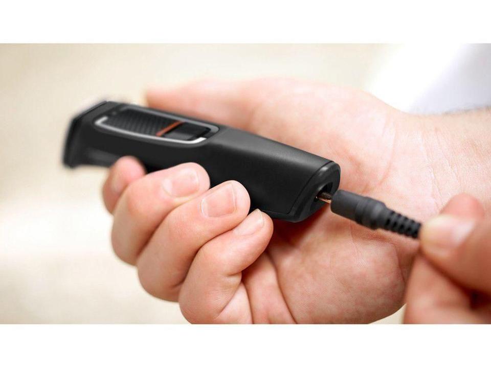 Aparador de Pelos Philips Multigroom 3000 MG3711/15 1 Velocidade com Acessório - 9
