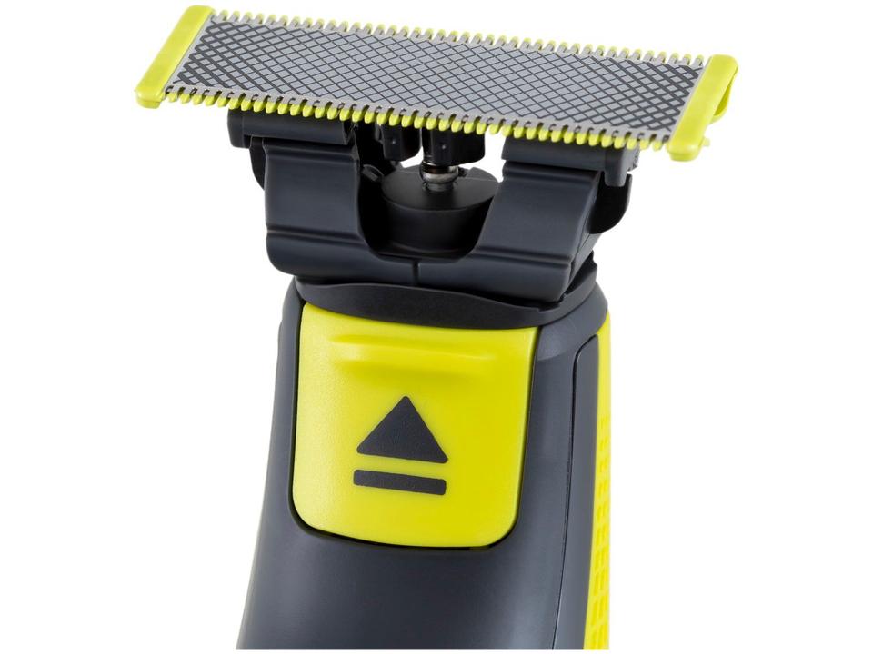 Aparador de Pelos Philips OneBlade QP2824/10 à Prova dágua 1 Velocidade 4 Pentes - 6