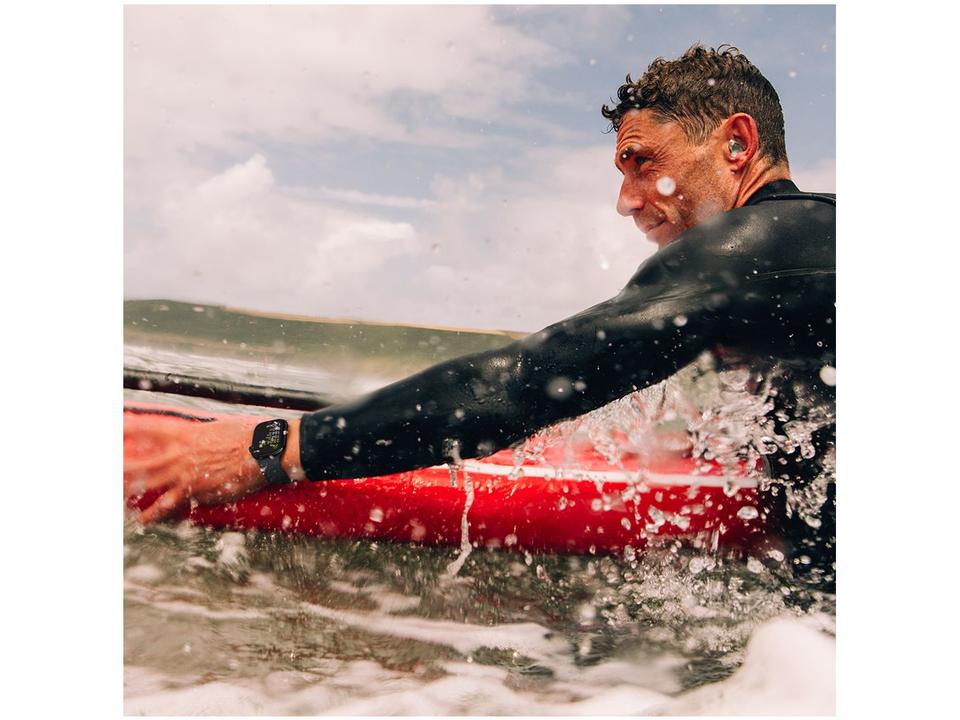 Apple Watch Series 10 GPS Caixa Preta Brilhante de Alumínio 42mm Pulseira Esportiva Preta P/M - 7