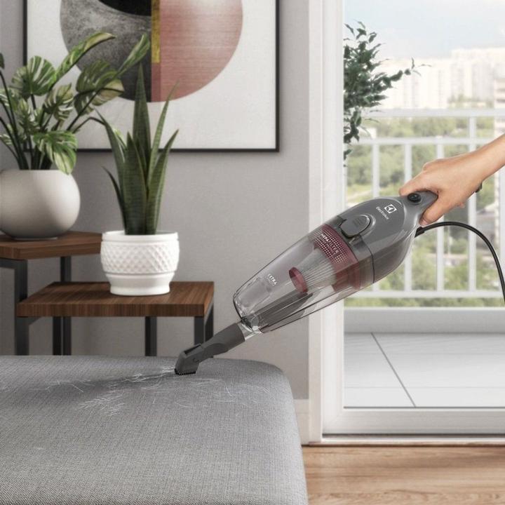 Aspirador de Pó Vertical Portátil Electrolux Filtro HEPA 1450W Ultra STK15 - 7