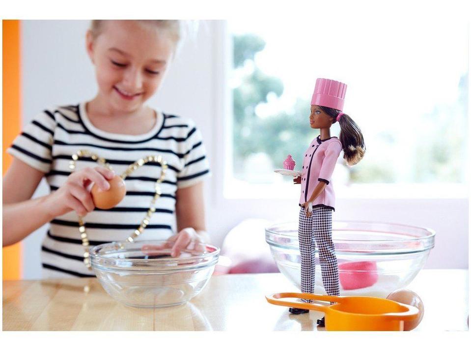 Barbie Surpresa Profissões com Acessórios - 13