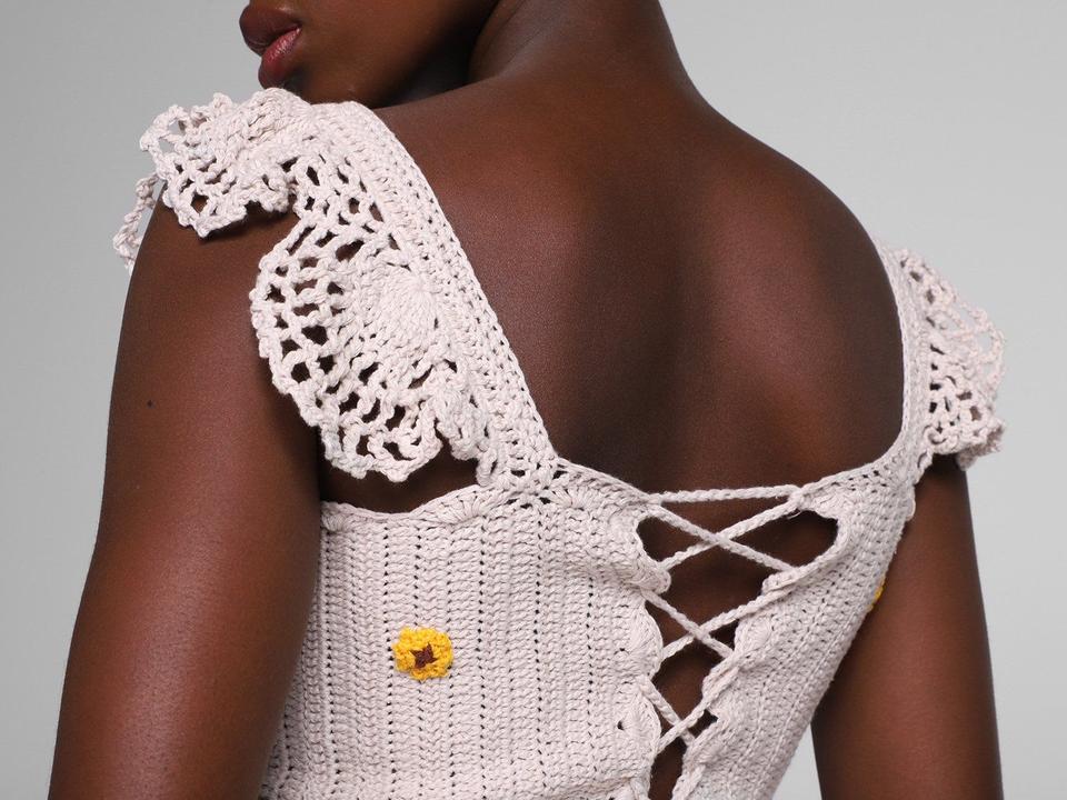 Blusa Vista Magalu Crochê Cropped Mini Flores - 4