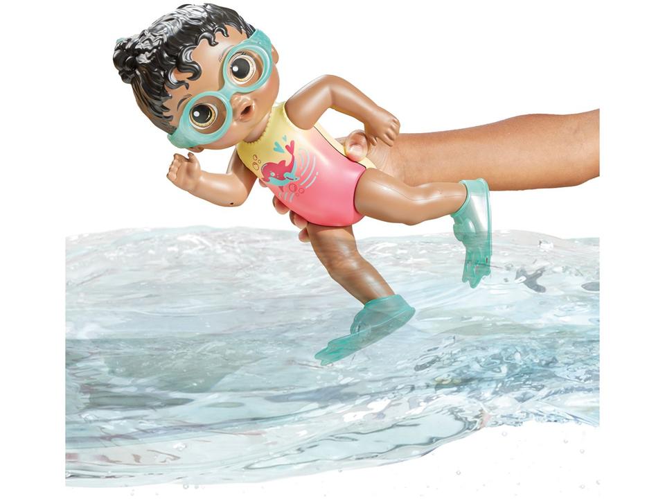 Boneca Baby Alive Sunny Swimmer com Óculos - 4