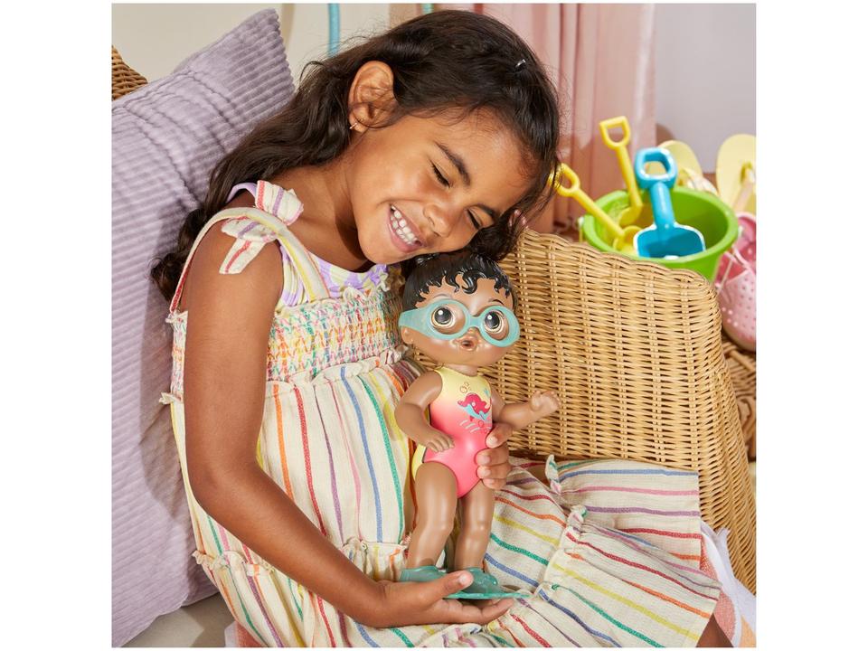 Boneca Baby Alive Sunny Swimmer com Óculos - 2
