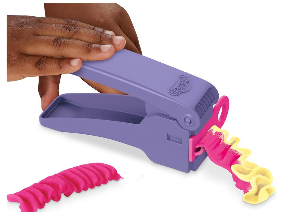 Boneca Barbie Play-Doh Babados e Laços - 5