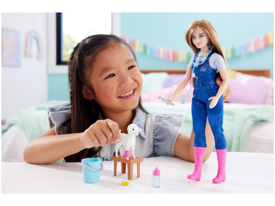 Boneca Barbie Profissões com Acessório Mattel - 4