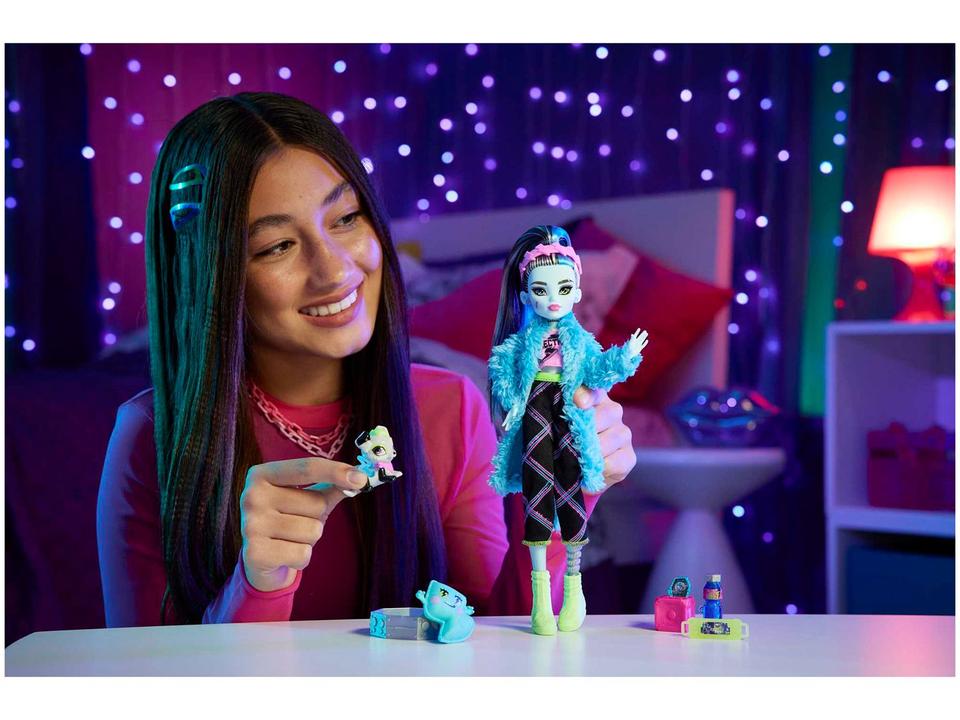 Boneca Monster High Creepover Frankie - 1
