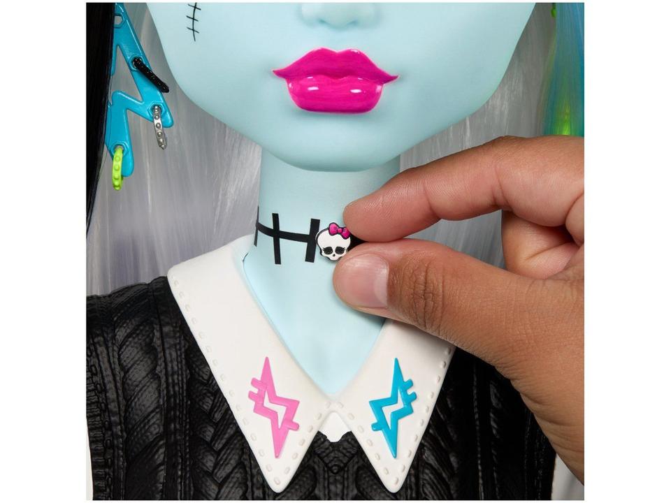 Boneca Monster High Frankie Stein Penteados - 4
