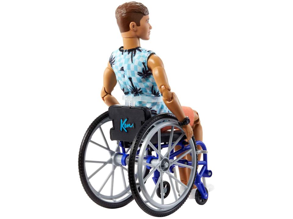 Boneco Ken Fashionista com Cadeira de Rodas - 2