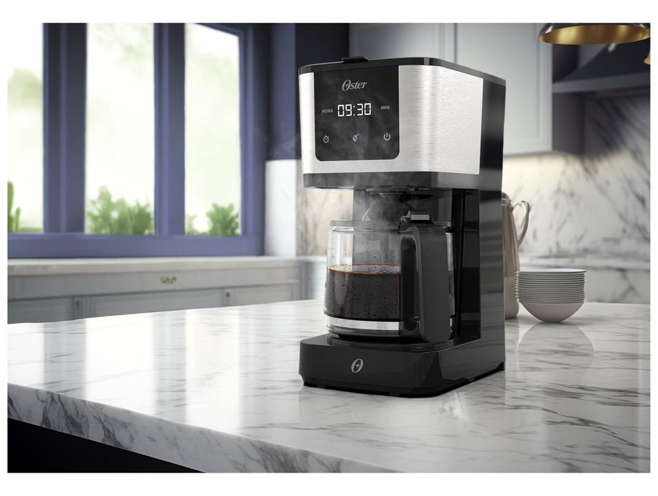 Cafeteira Oster OCAF550 com Timer até 30 Cafés Inox e Preta - 1