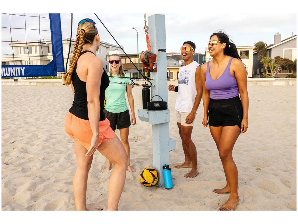 Caixa de Som JBL Charge 6 JBLCHARGE6BLKBR Bluetooth Amplificada Portátil IP68 30W RMS - 5