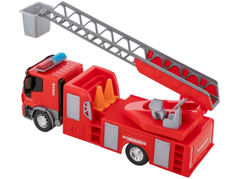Caminhão de Bombeiro Iveco Tector Bombeiro - 3