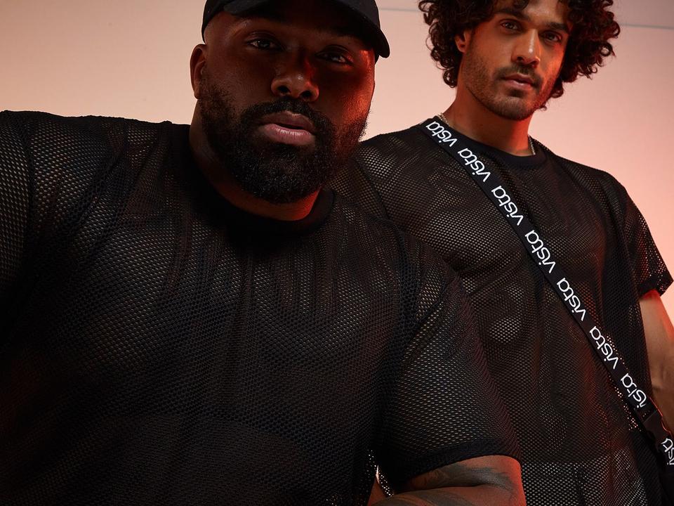 Camiseta Vista Magalu x Flora Yumi Oversized Mesh - 2