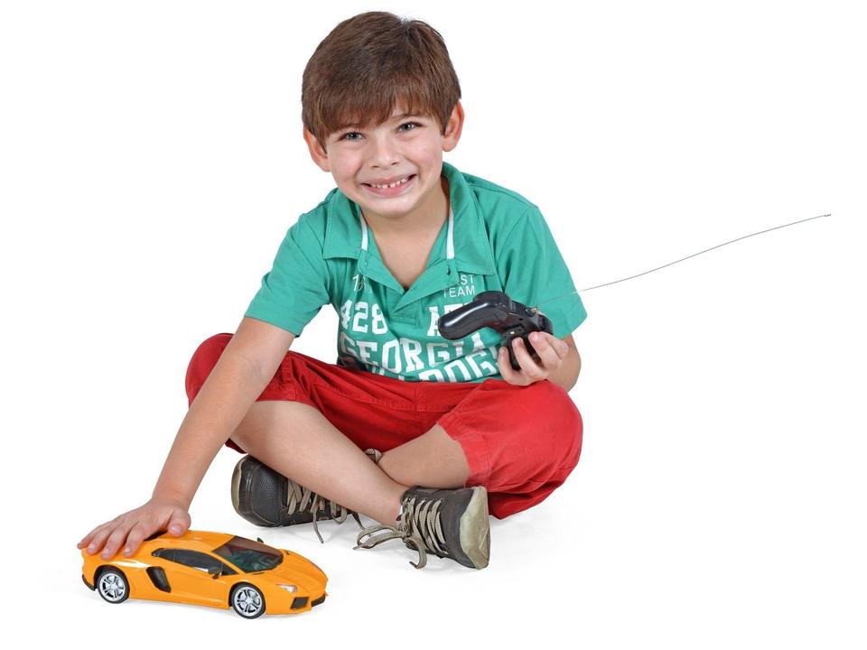 Carrinho de Controle Remoto Luxury Sports Car - 5