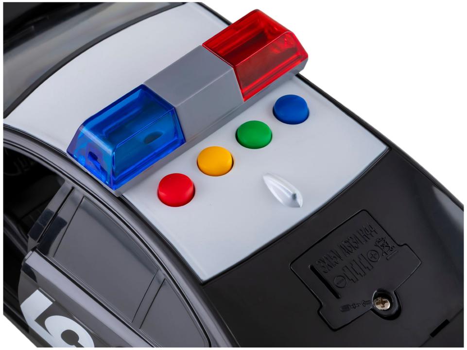 Carro de Polícia Emite Som e Luz - 5