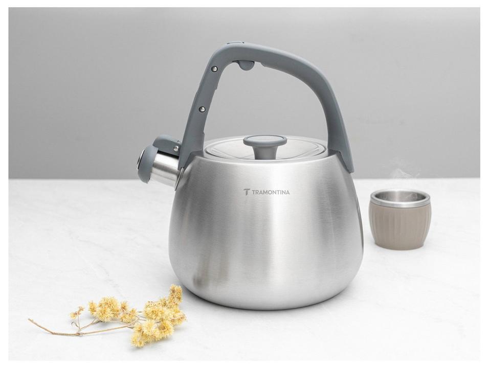 Chaleira Tramontina Inox com Apito 2,5L 61488250 - 3