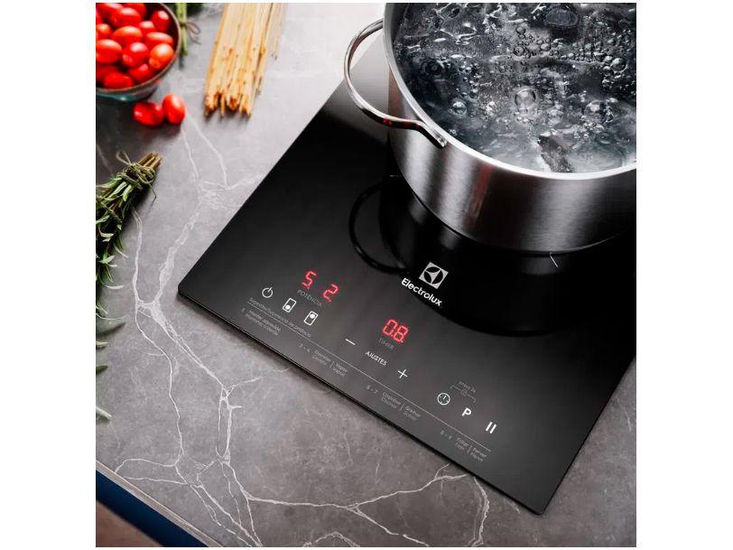 Cooktop 2 Bocas Indução Electrolux Vitrocerâmico Touch Preto Acendimento Automático IE3LP - 2
