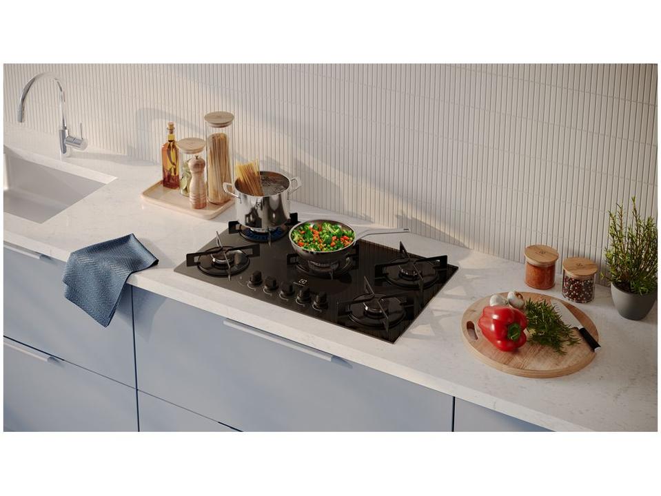 Cooktop 5 Bocas GLP Electrolux Tripla Chama Mesa de Vidro Preto Acendimento Automático Efficient KE5GT - 4