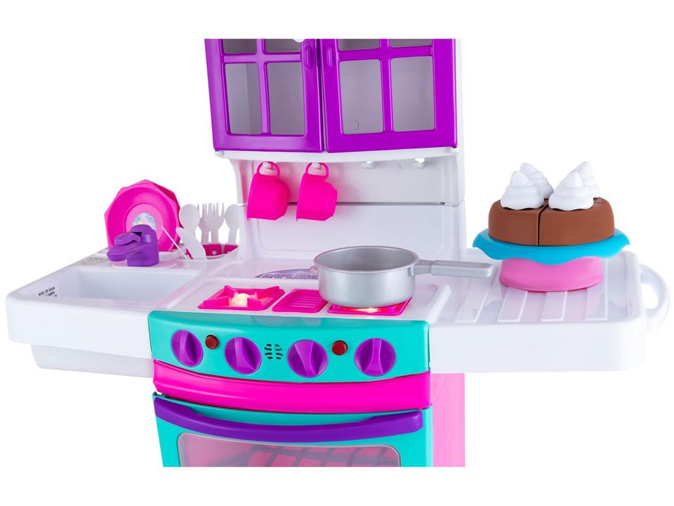 Cozinha Infantil Meg Doll Emite Som e Luzes - Sai Água Magic Toys - 7