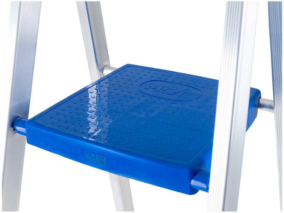 Escada 4 Degraus Alumínio Mor 5102 - 5