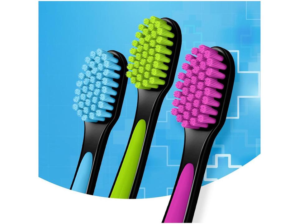Escova de Dente Colgate Ultra Soft 3 Unidades - 2