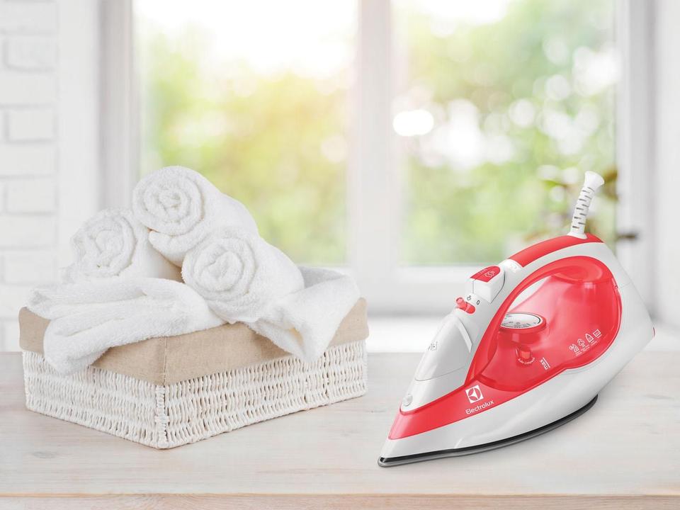 Ferro de Passar a Vapor e a seco Electrolux - 5