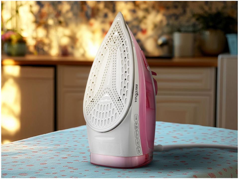 Ferro de Passar Roupa a Vapor Britânia - 1