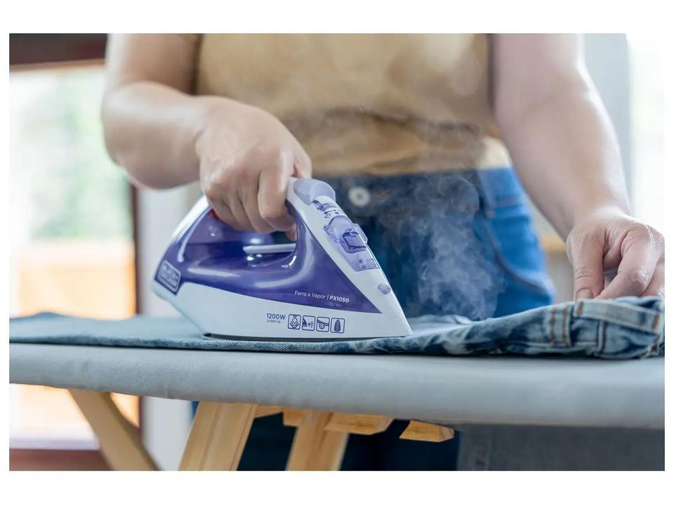 Ferro de Passar Roupa a Vapor e a Seco Black+Decker FX1050 Branco e Roxo - 3
