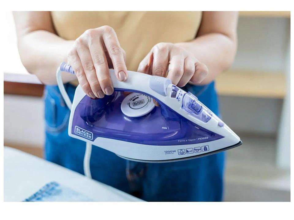 Ferro de Passar Roupa a Vapor e a Seco Black+Decker FX1050 Branco e Roxo - 4