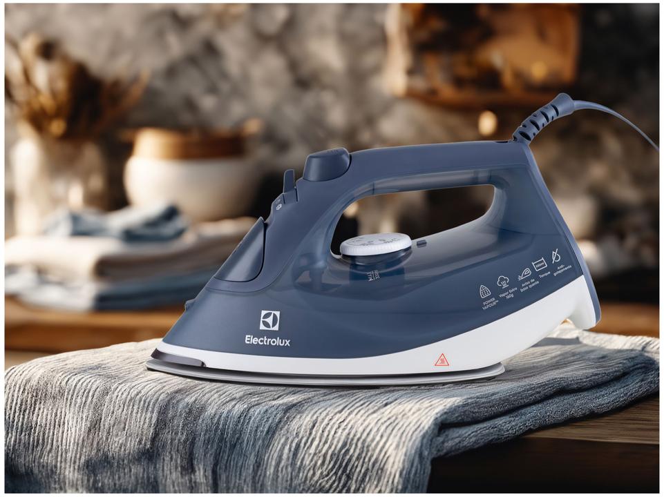 Ferro de Passar Roupa a Vapor e a Seco Electrolux - 2