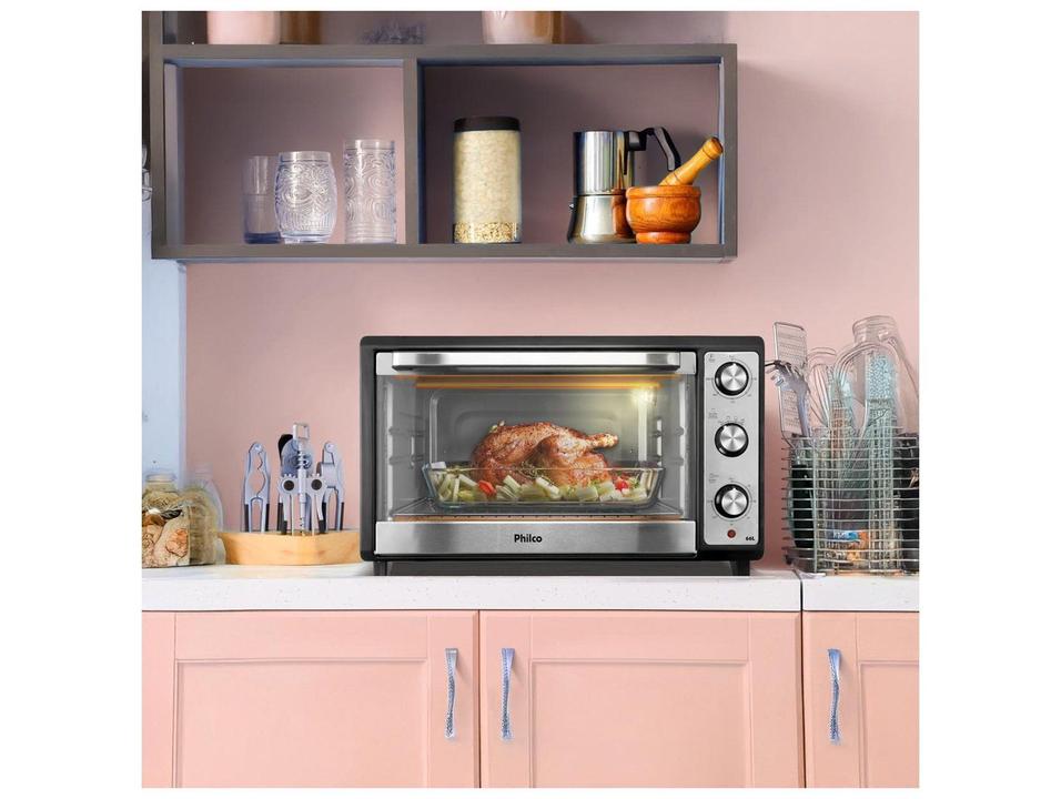 Forno Elétrico de Bancada Philco Multifuncional Grill 66L com Lâmpada Preto PFE66 - 2