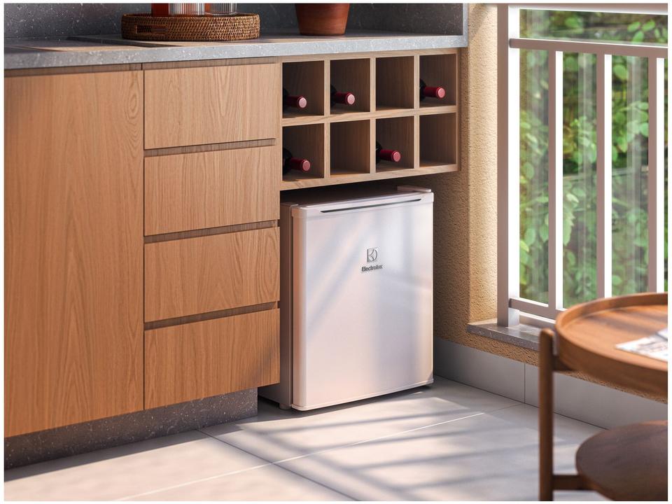 Frigobar Electrolux 47L Branco Efficient com Controle de Temperatura EM50 - 2
