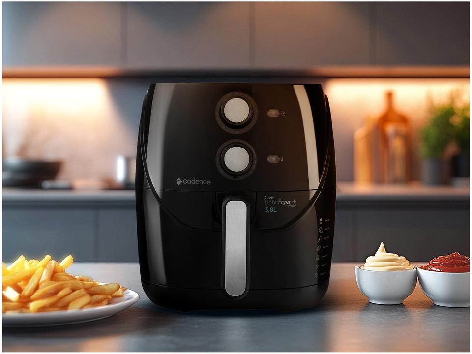 Fritadeira Elétrica sem Óleo/Air Fryer Cadence FRT555 Super Light Fryer+ Preta 3,8L com Timer - 1