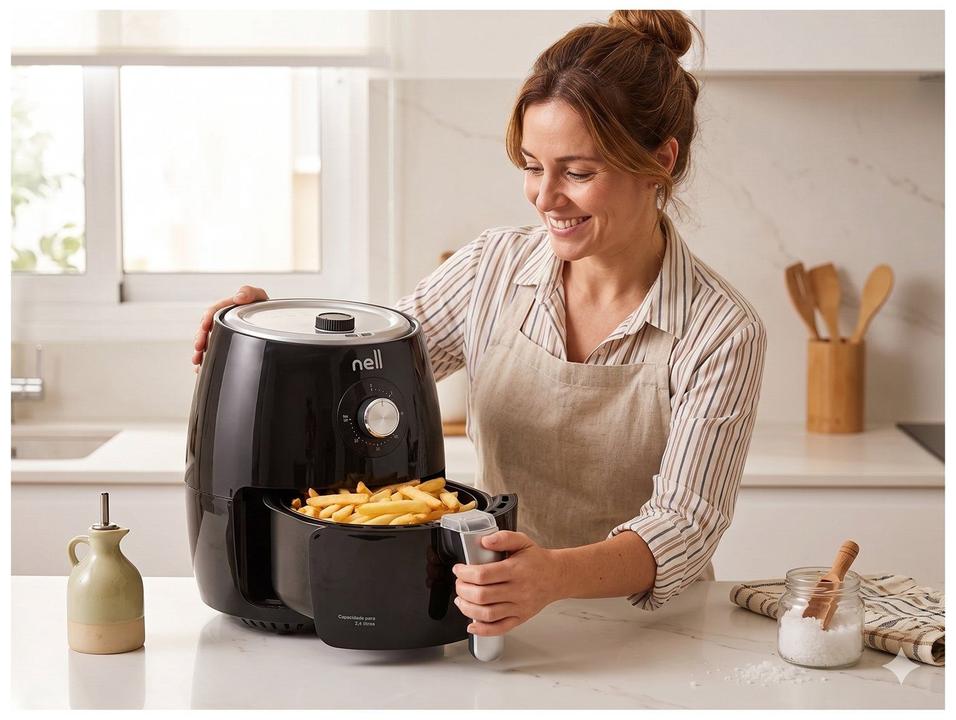 Fritadeira Elétrica sem Óleo/Air Fryer Nell Smart Preta 2,4L com Timer - 1