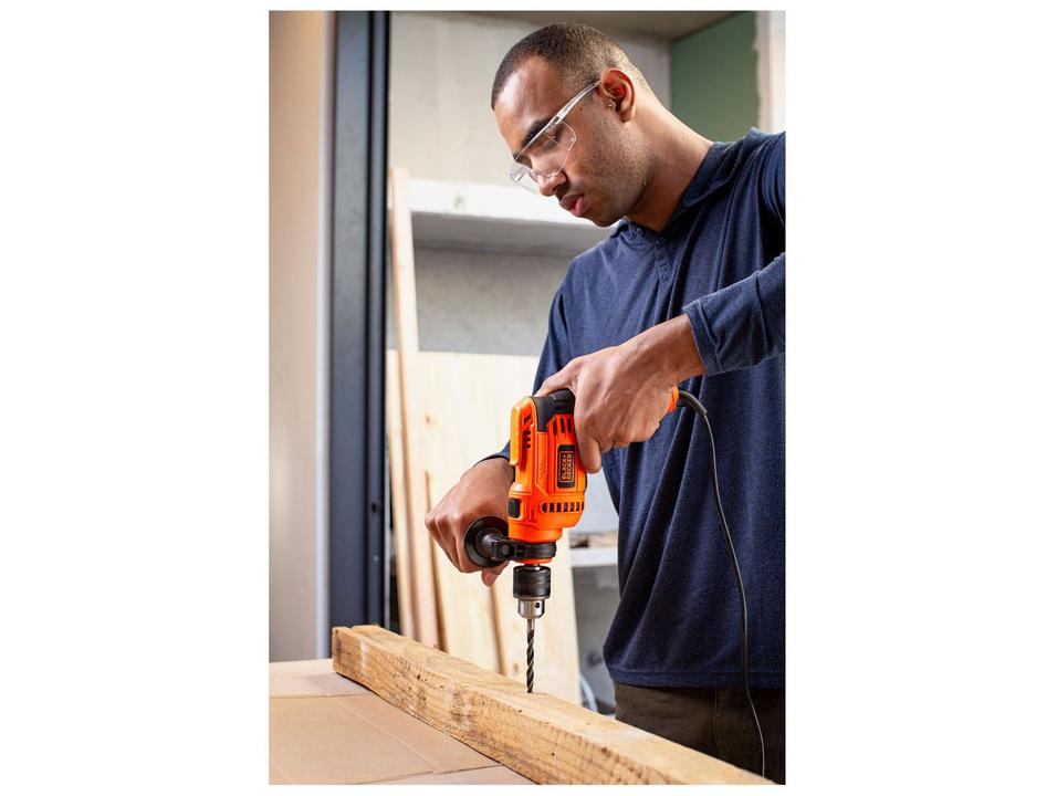 Furadeira de Impacto Black+Decker 650W BED713650 - 11