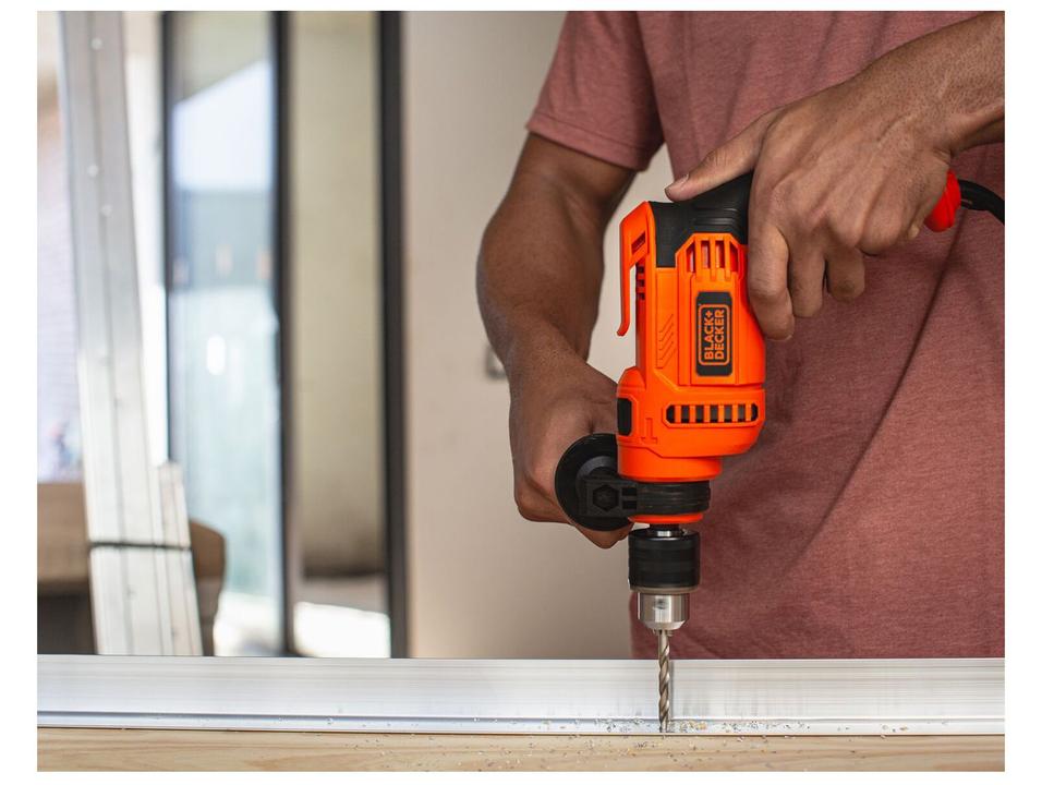Furadeira de Impacto Black+Decker 650W BED713650 - 9