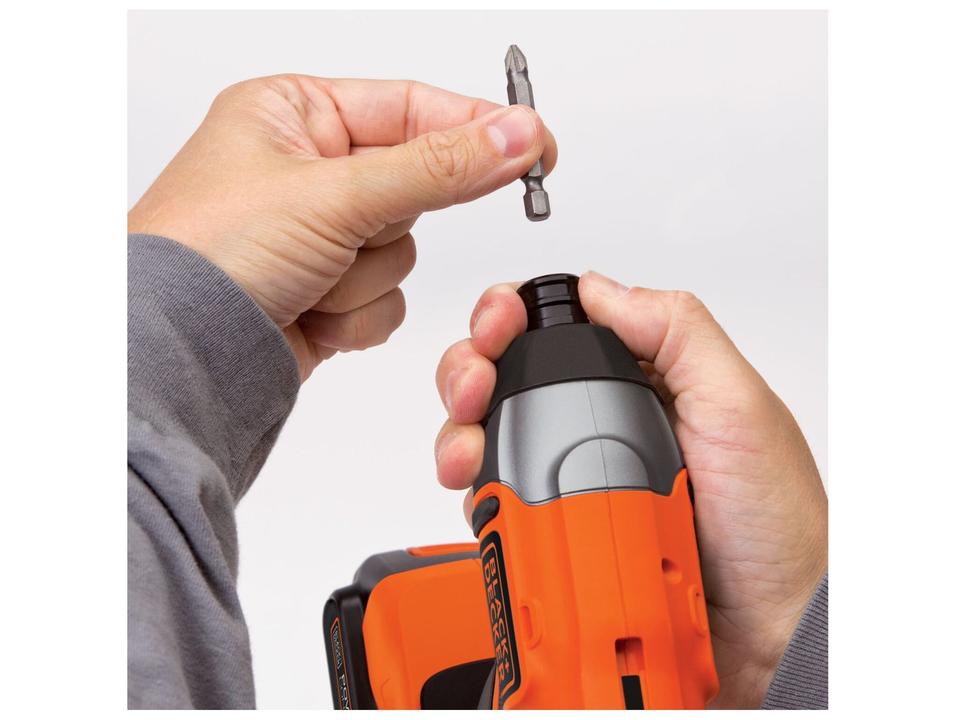 Furadeira de Impacto Black+Decker a Bateria BDCI20C-BR - 4