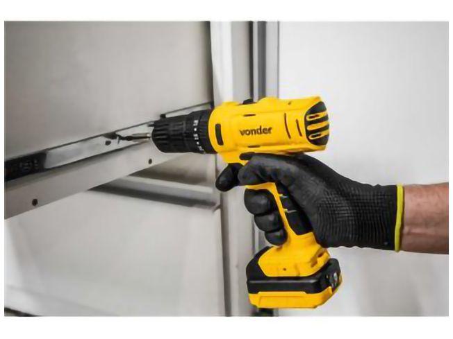 Furadeira e Parafusadeira de Impacto Vonder a Bateria 12V com Maleta 15 Peças PFV 120I - 1