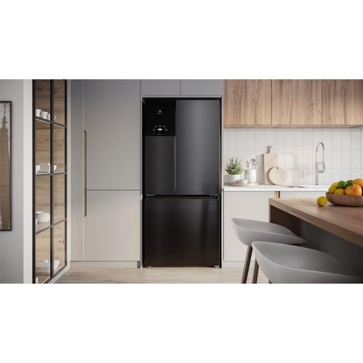 Geladeira/Refrigerador Electrolux Multidoor Efficient com AutoSense e Inverter 590L Black Inox Look IM8B - 13