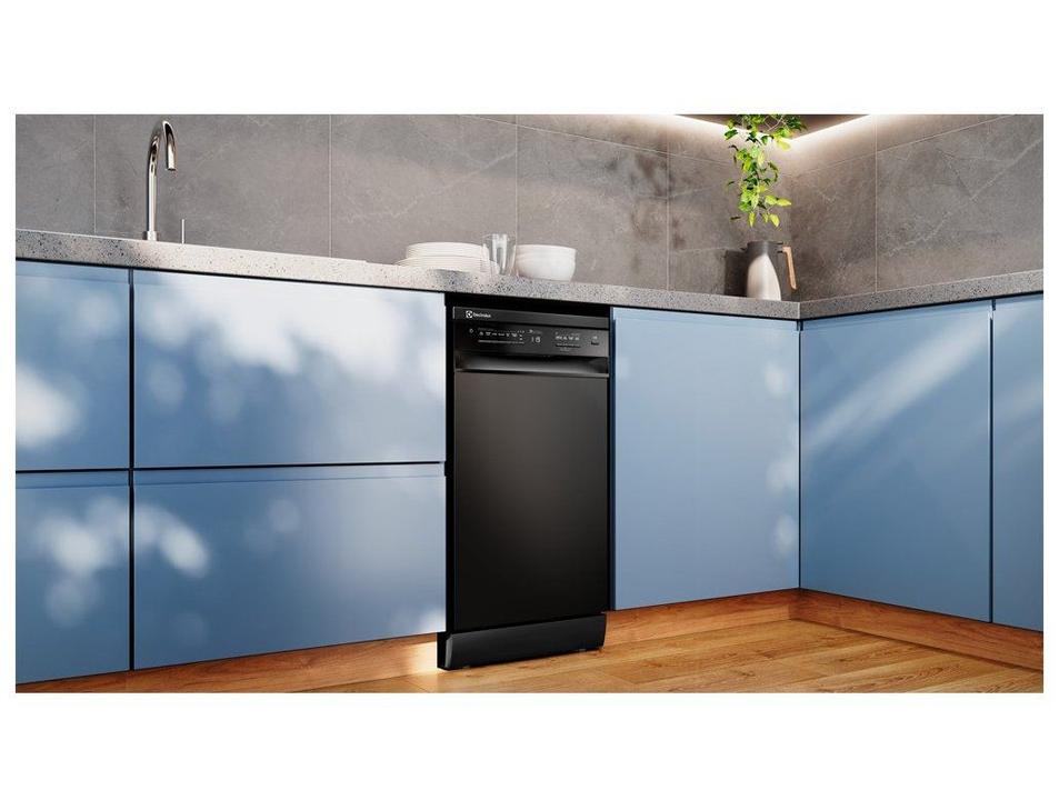 Lava-louças Electrolux 10 Serviços LP10E Preta - 1