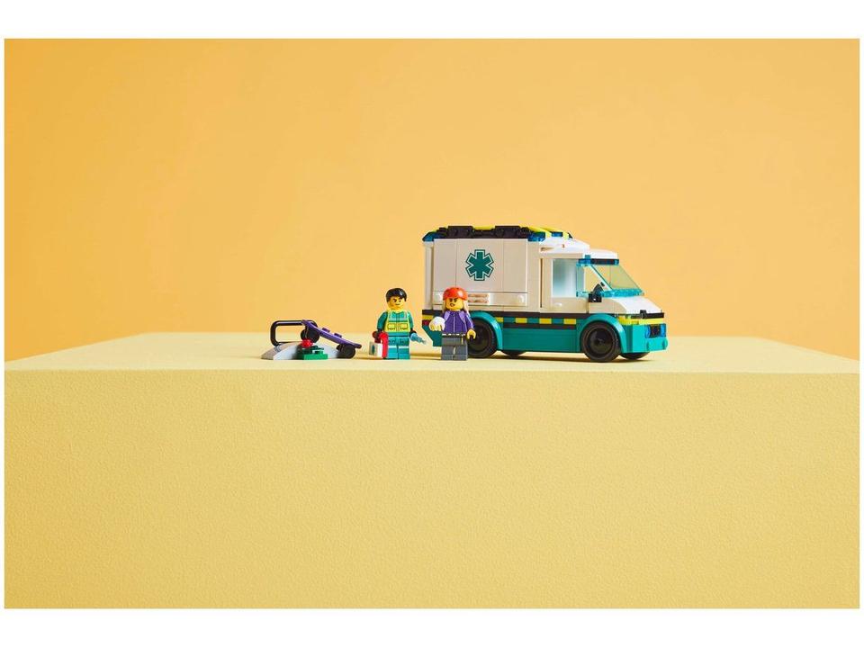 LEGO Ambulância de Emergência 60451 - 4