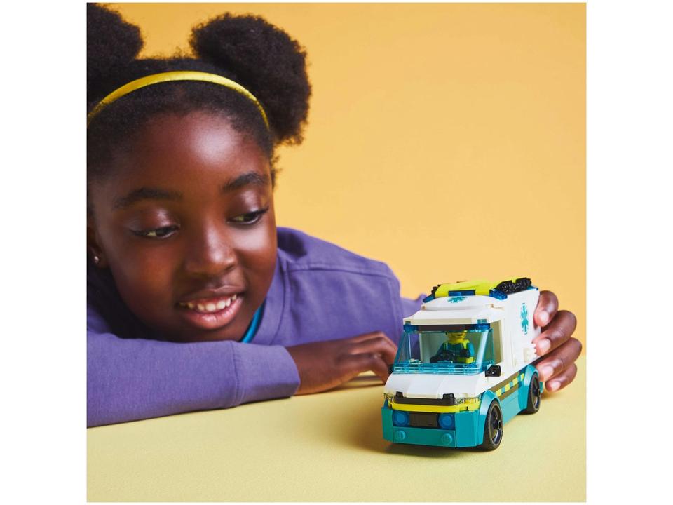LEGO Ambulância de Emergência 60451 - 3