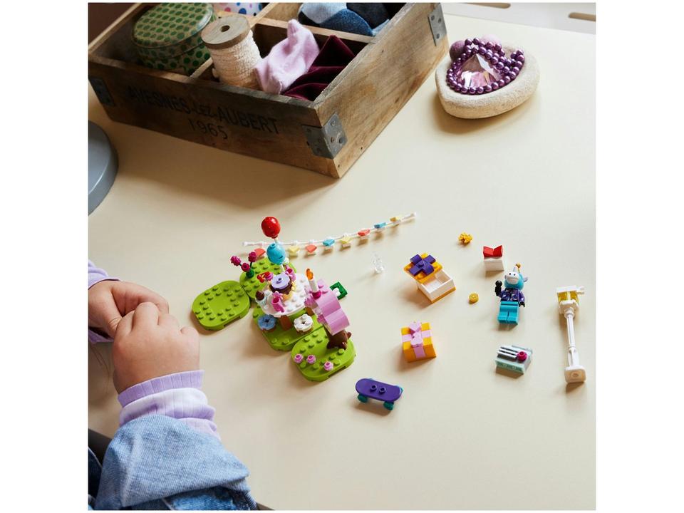 LEGO Animal Crossing Festa de aniversário do Julia - 3