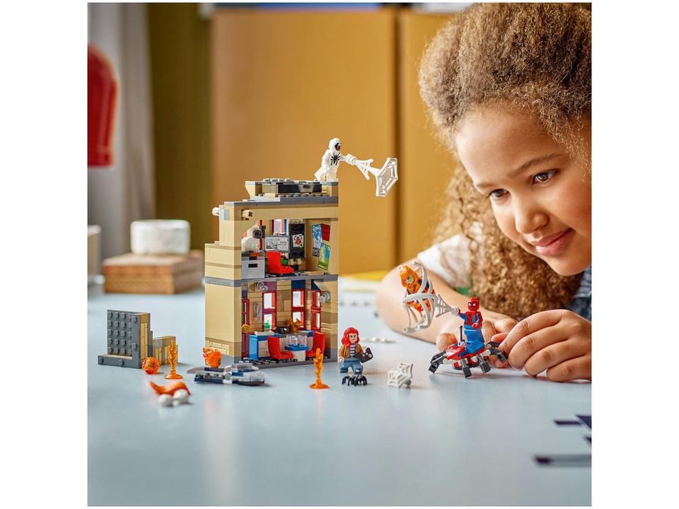 LEGO Apartamento do Peter Parker 76317 - 1